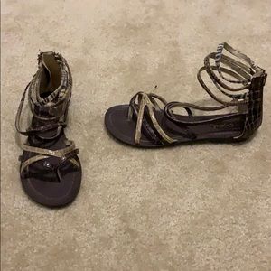 Strappy sandal
